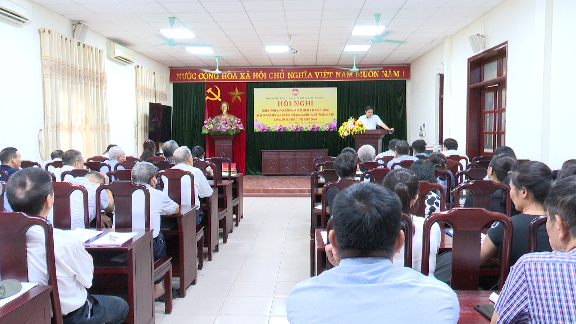 Ủy ban MTTQ tỉnh tuyên truyền, phổ biến pháp luật tại phường Đình Bảng