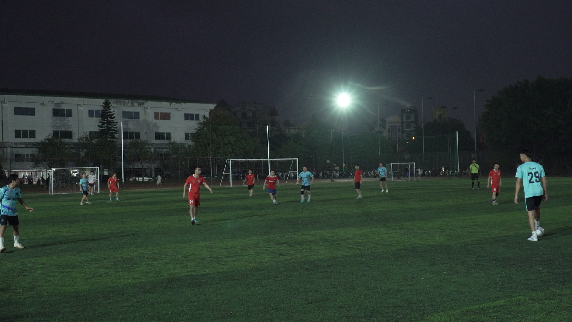 Khai mạc Giải bóng đá mở rộng ngành GD-ĐT thành phố Từ Sơn năm 2023