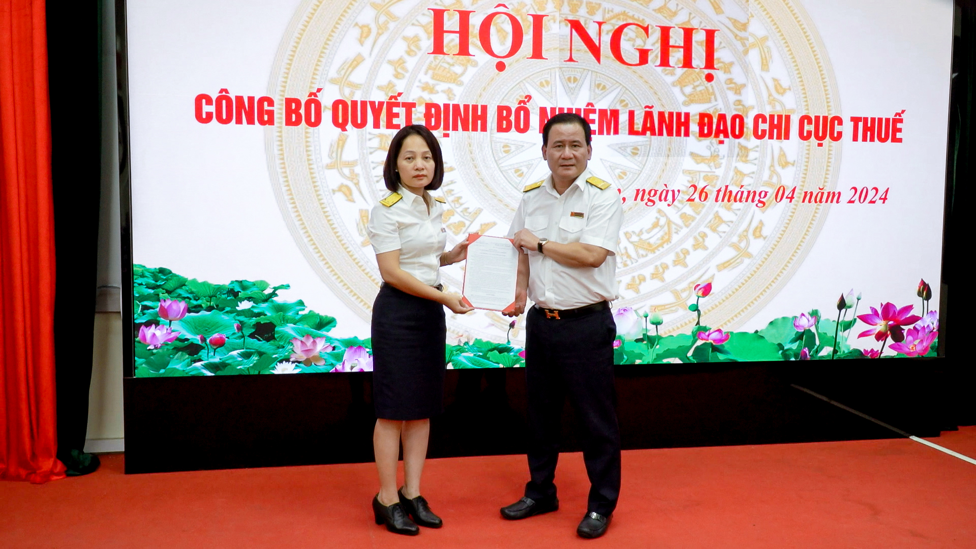 Công bố QĐ bổ nhiệm chức vụ Phó Chi cục trưởng Chi cục Thuế khu vực Từ Sơn - Yên Phong