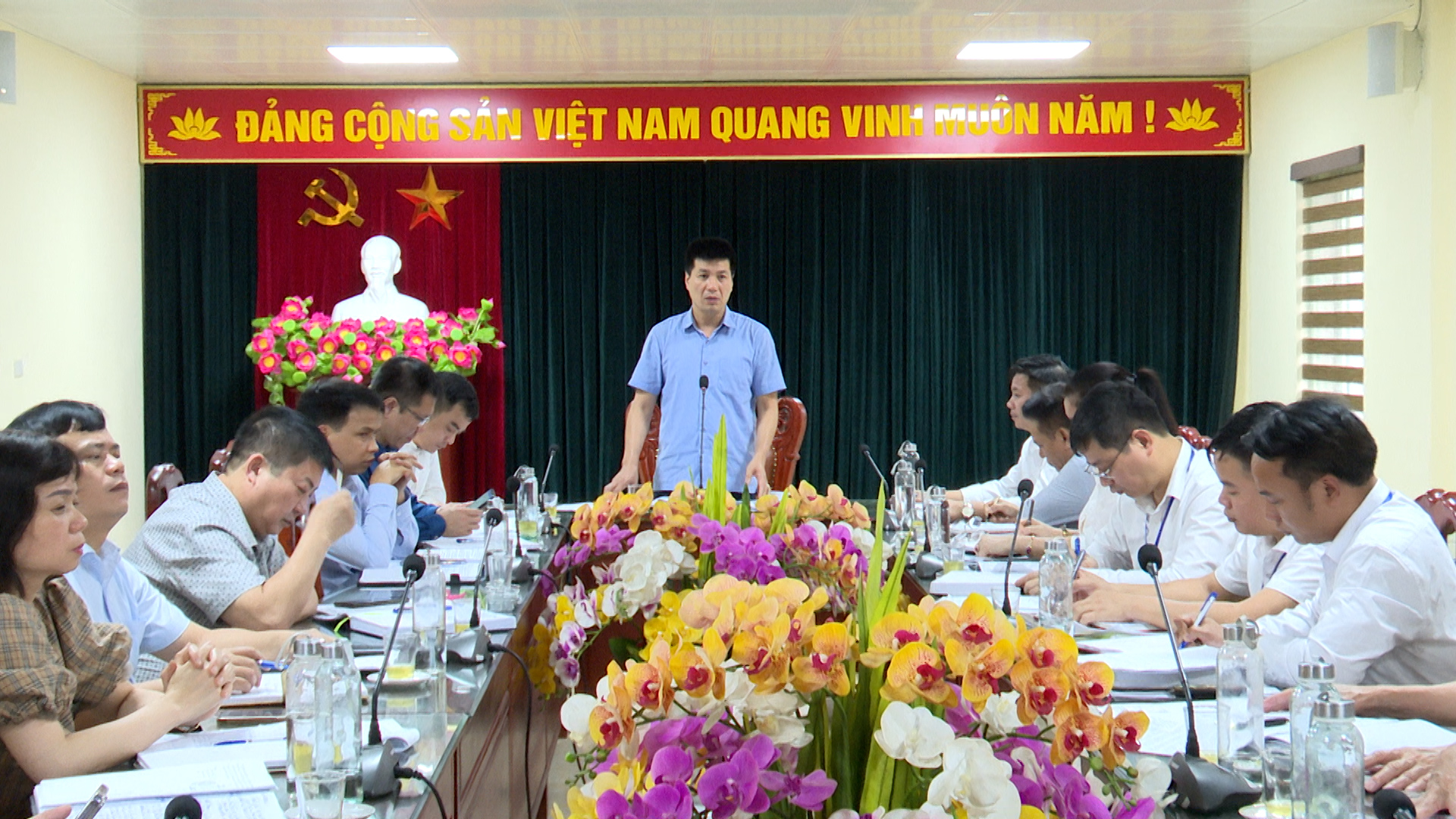 Lãnh đạo UBND Thành phố làm việc với phường Hương Mạc v/v thực hiện KL 739 của Tỉnh ủy Bắc NInh