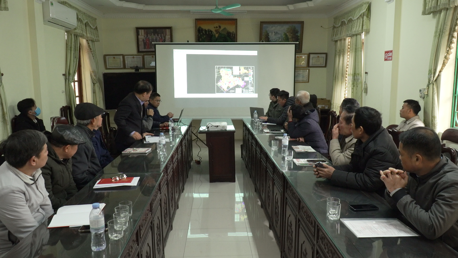 Hội nghị lấy ý kiến đòng góp đối với đồ án Quy hoạch phân khu tại phường Đồng Nguyên