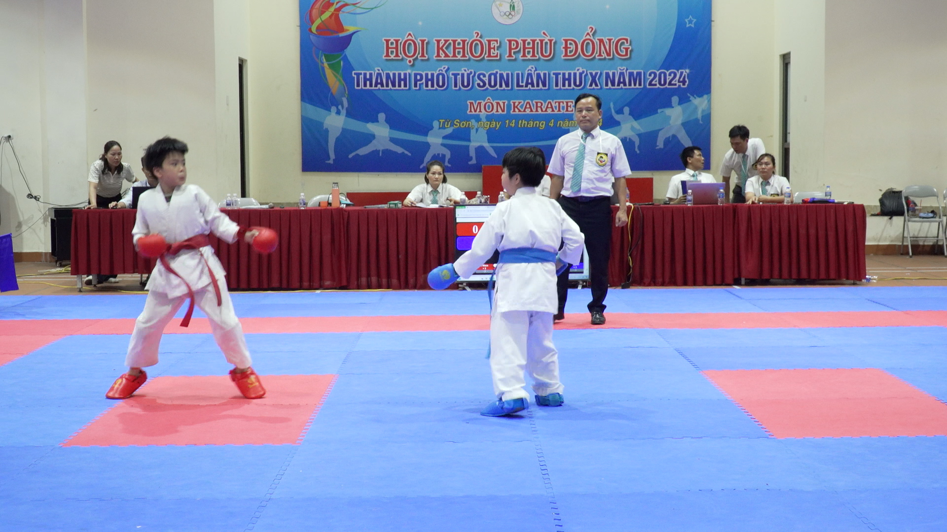 Giải Karate học sinh trong khuôn khổ HKPĐ thành phố Từ Sơn